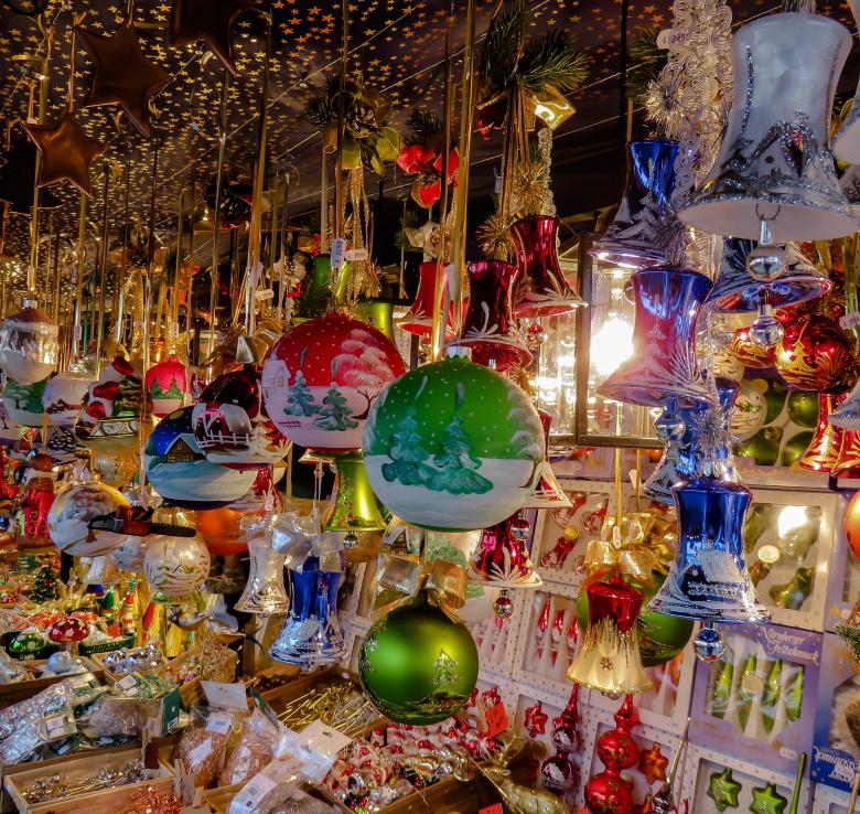 Free stock image of Christmas Ornaments created by Pixabay