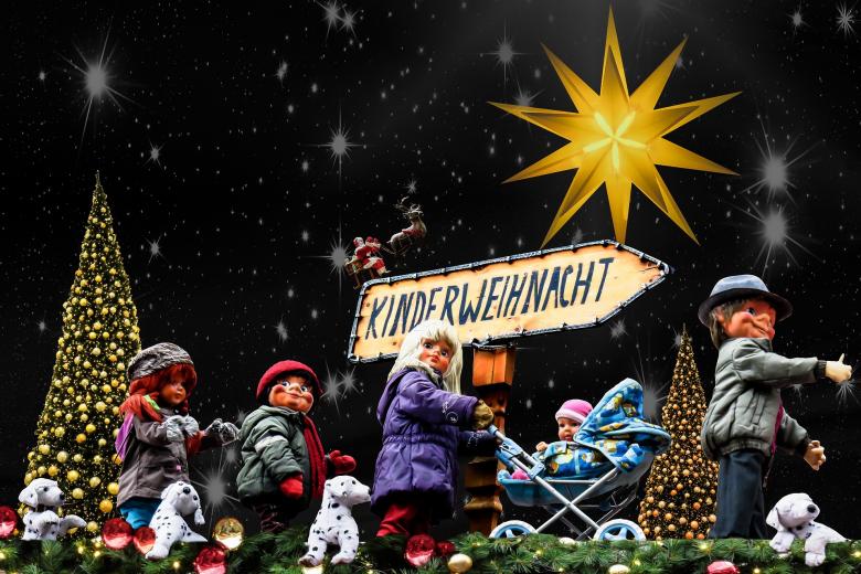 Free stock image of Christmas Card created by Pixabay