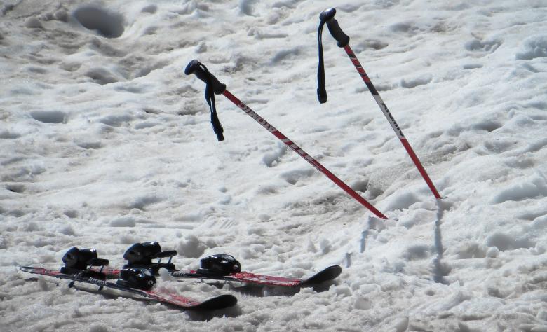 Free stock image of Skiing created by Pixabay