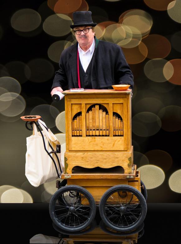 Free stock image of Barrel Organ created by Pixabay