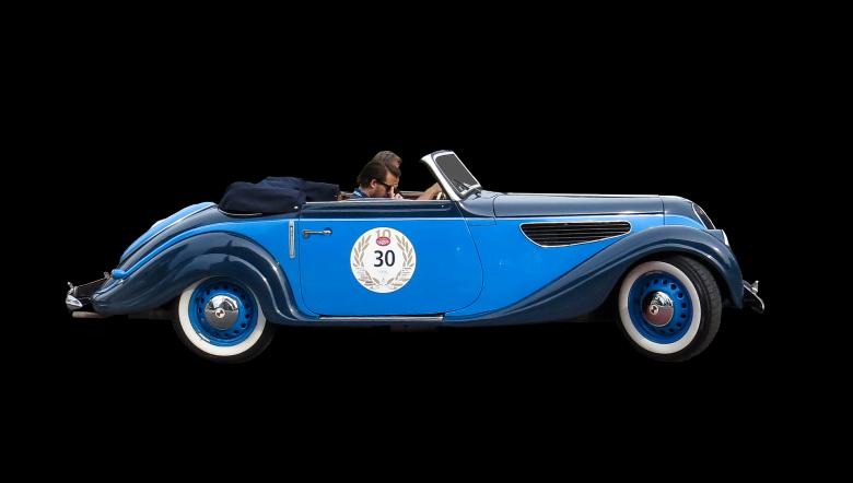 Free stock image of Old Car created by Pixabay