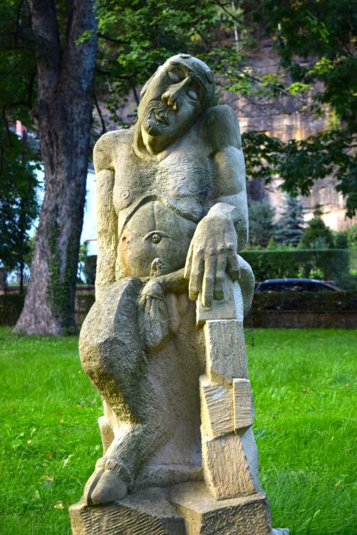Free stock image of Sculpture of a Man created by Pixabay