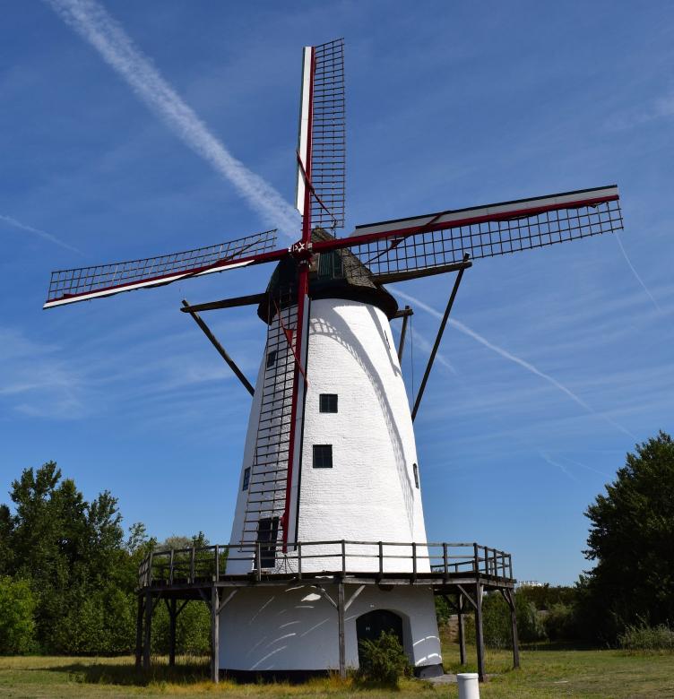 Free stock image of Windmill in the Village created by Pixabay