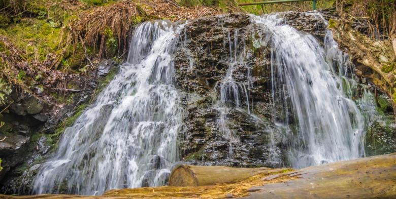Free stock image of Wild Waterfall created by Pixabay