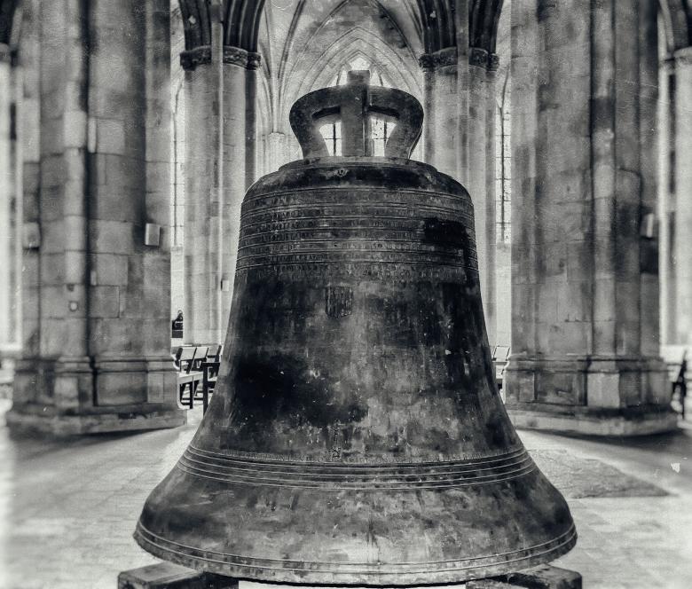 Free stock image of Bell in the Church created by Pixabay