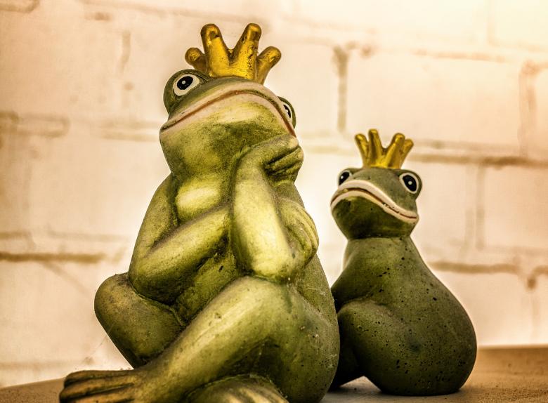 Free stock image of Decoration Frogs created by Pixabay