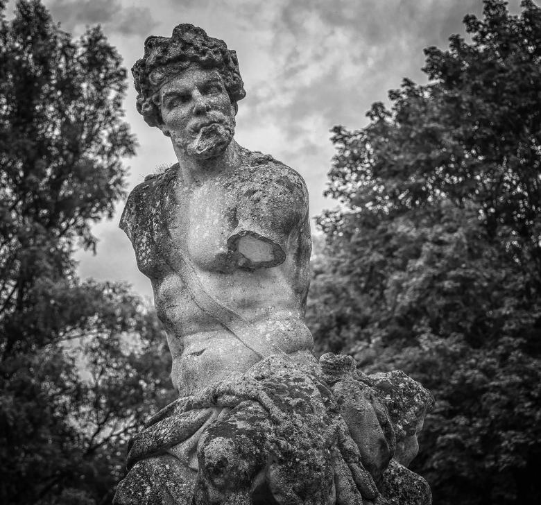 Free stock image of Sculpture of a Man created by Pixabay