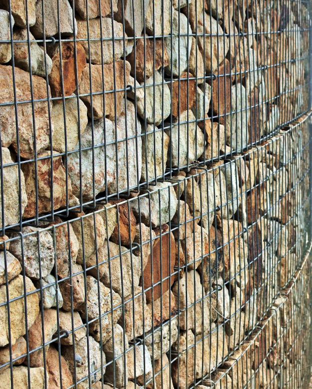 Free stock image of Stones Inside Fence created by Pixabay
