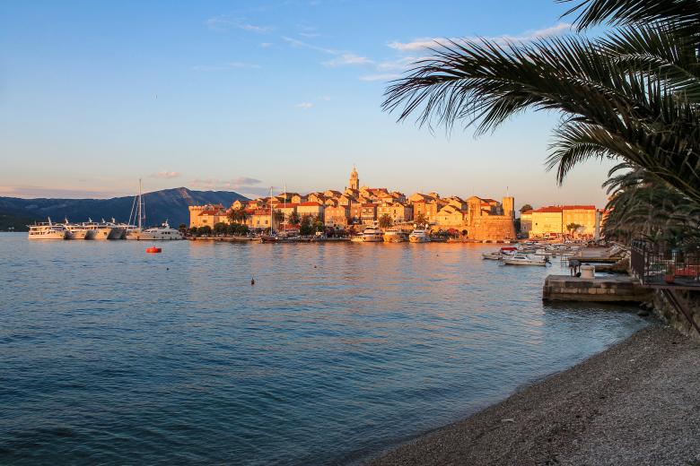 Free stock image of Medieval Town at Sunset with Palm Trees and Beach created by invisiblepower