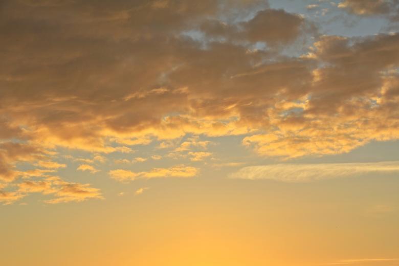 Free stock image of Sunrise created by Pixabay
