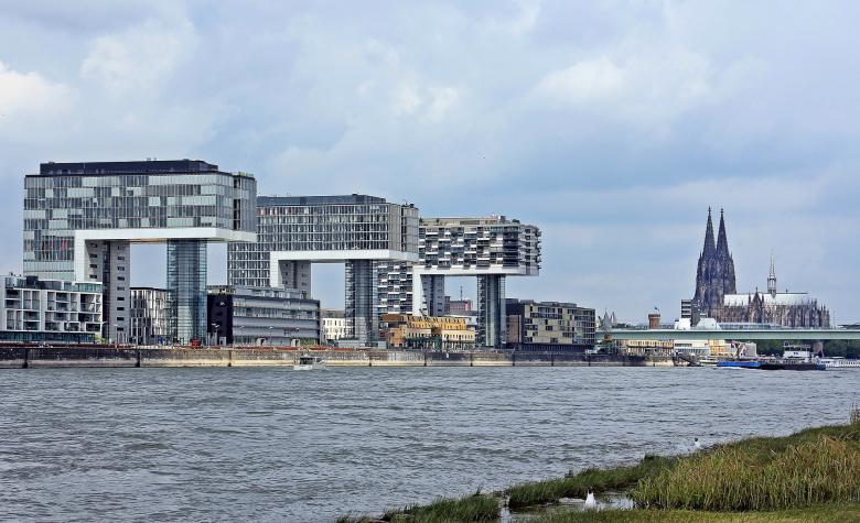 Free stock image of Crane Homes created by Pixabay