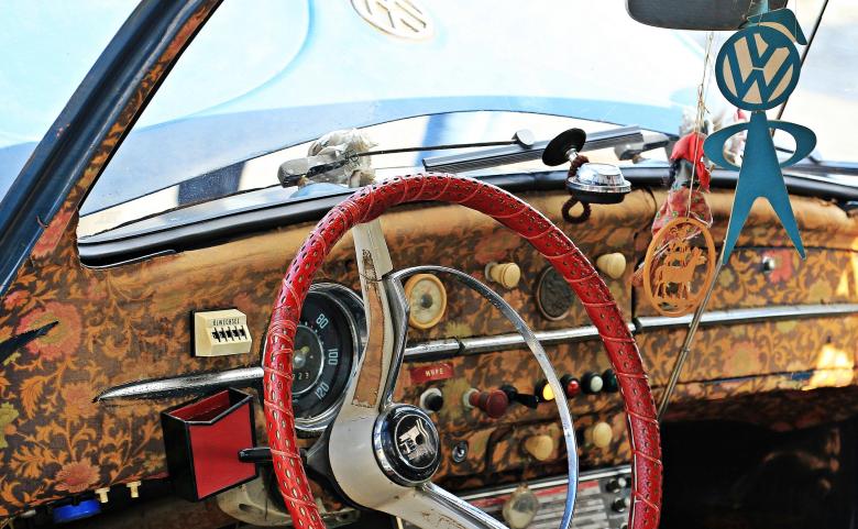 Free stock image of VW Beetle created by Pixabay