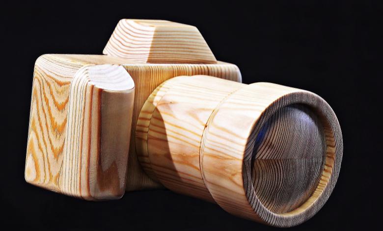 Free stock image of Wooden Camera created by Pixabay