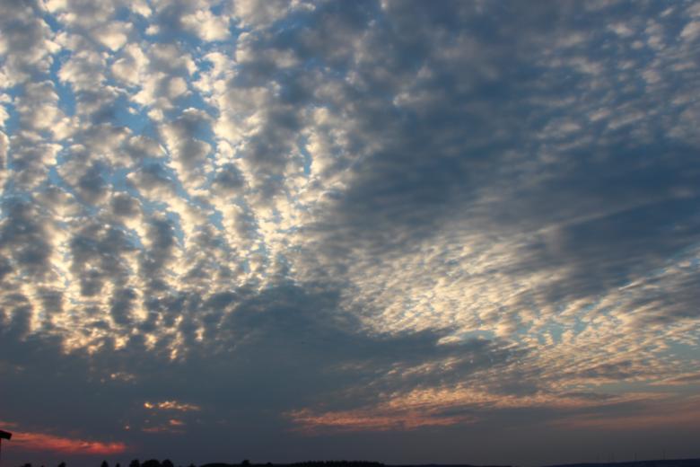 Free stock image of Sunrise created by Pixabay