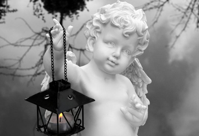 Free stock image of Angel Figure created by Pixabay