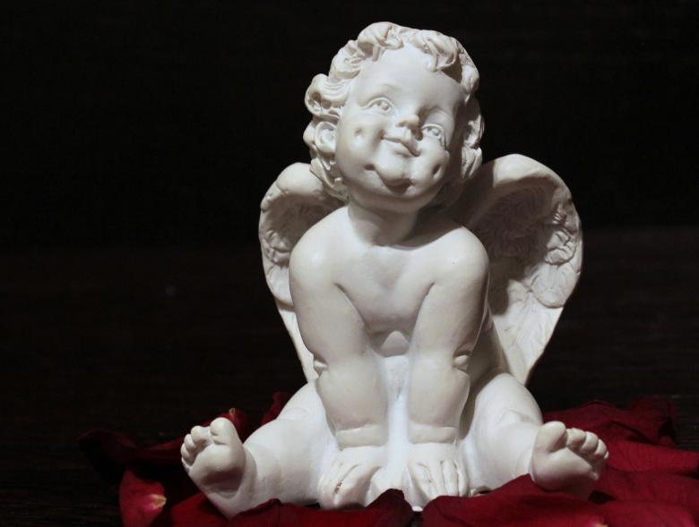 Free stock image of Angel Figure created by Pixabay