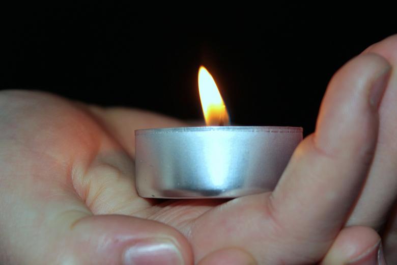 Free stock image of Holding the Candle created by Pixabay