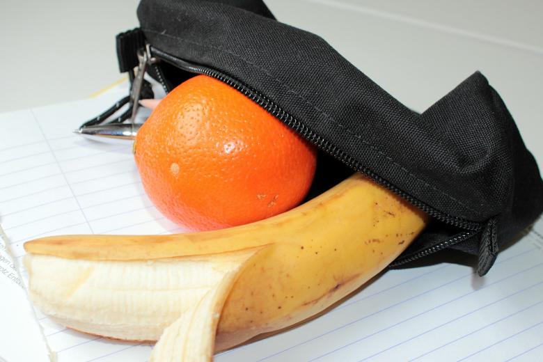 Free stock image of Orange and Banana created by Pixabay