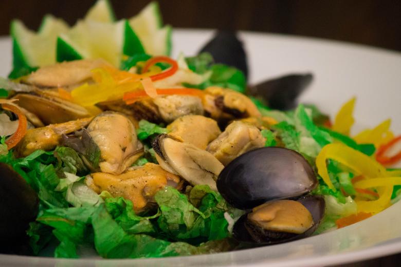 Free stock image of Dish of Mussels created by Ayman Taher