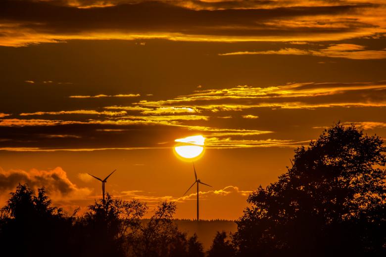 Free stock image of Sunset created by Pixabay