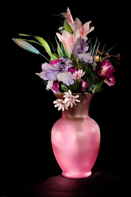 Free stock image of Flowers in Pink Vase created by Pixabay