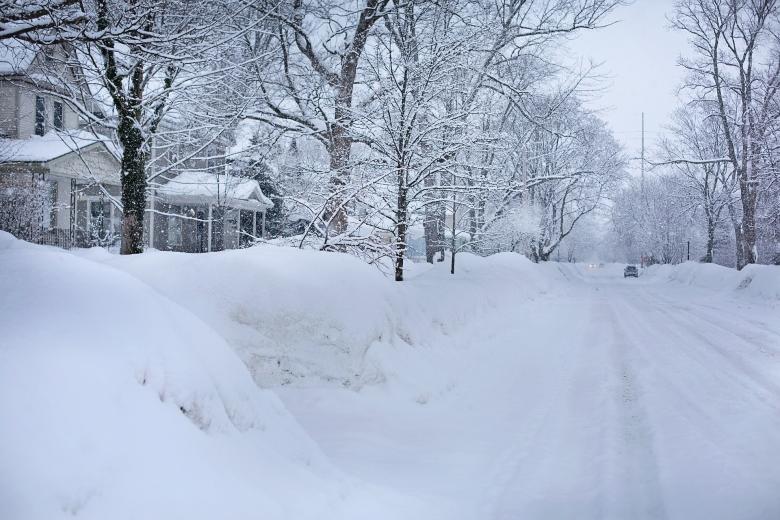 Free stock image of Snowy Street created by Pixabay