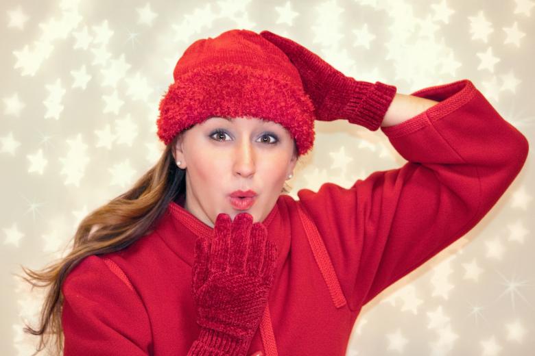 Free stock image of Blowing Kiss created by Pixabay