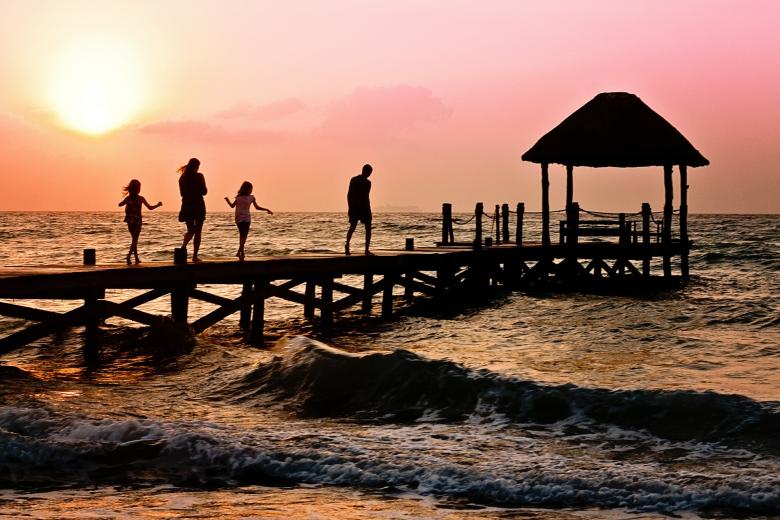 Free stock image of Family Picnic created by Pixabay