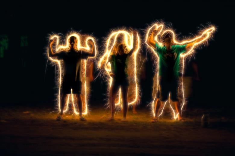 Free stock image of Outlining with Fireworks created by Pixabay