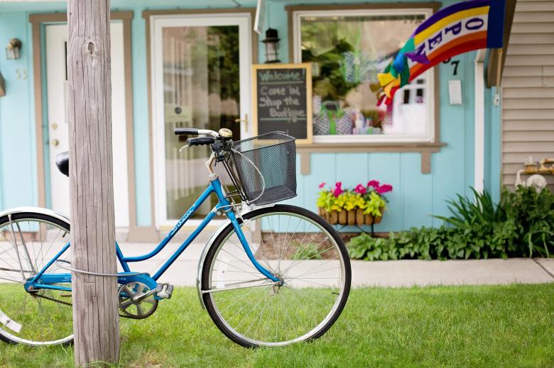Free stock image of Old Bicycle created by Pixabay