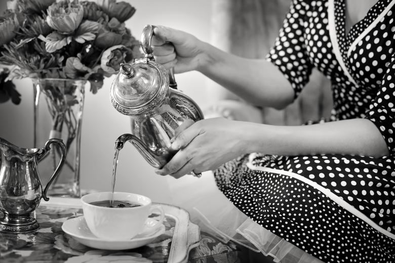 Free stock image of Pouring Tea created by Pixabay