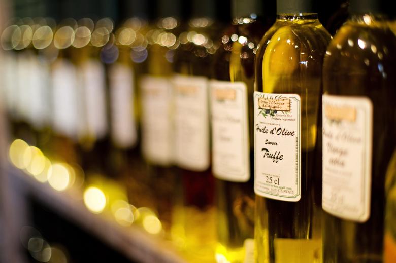 Free stock image of Olive Oil created by Pixabay