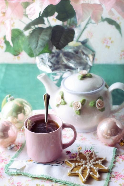 Free stock image of Tea on the Table created by Pixabay