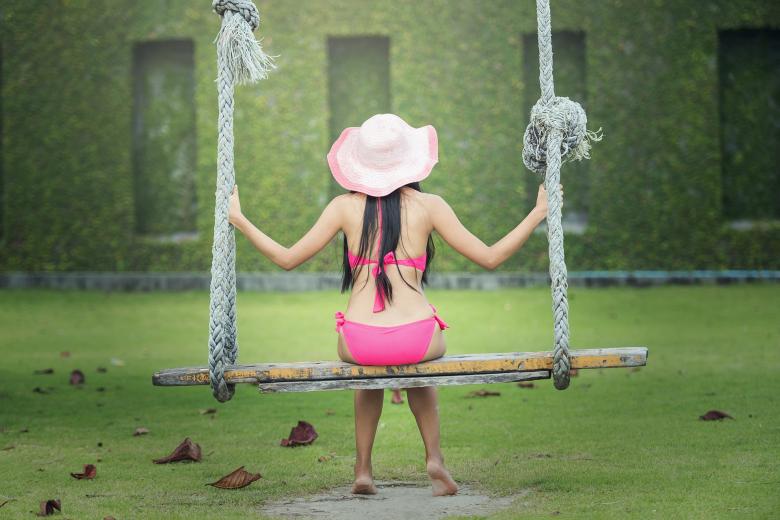 Free stock image of Girl on the Swing created by Pixabay