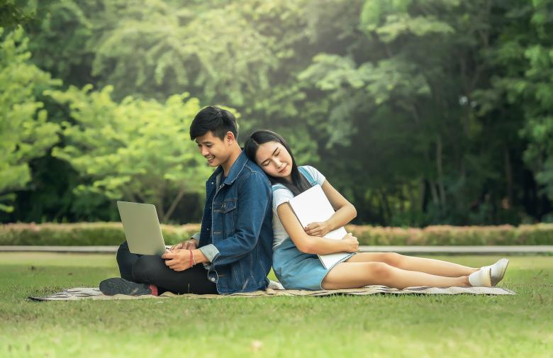 Free stock image of Couple Using Laptop created by Pixabay