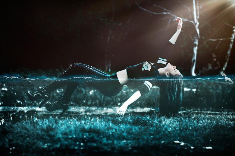 Free stock image of Girl Levitating created by Pixabay