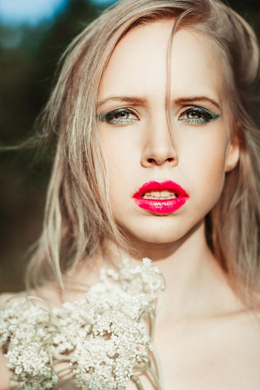 Free stock image of Blonde Girl created by Pixabay