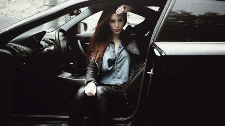 Free stock image of Girl in the Car created by Pixabay
