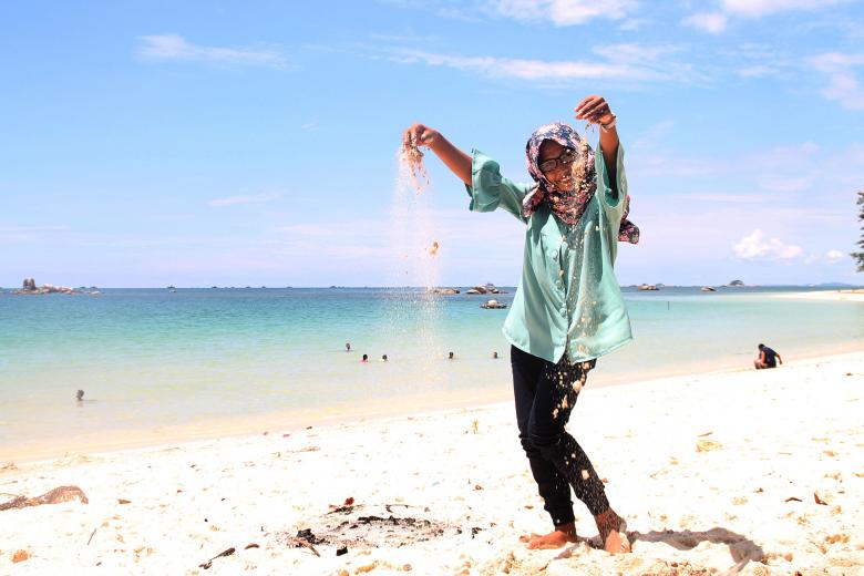 Free stock image of Playing with Sand created by Satrio aribowo