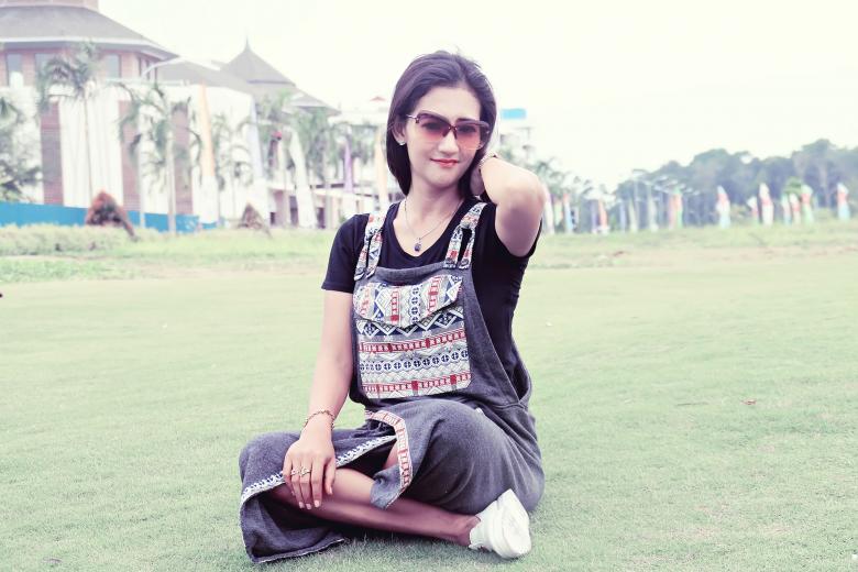 Free stock image of Sitting Alone created by Satrio aribowo