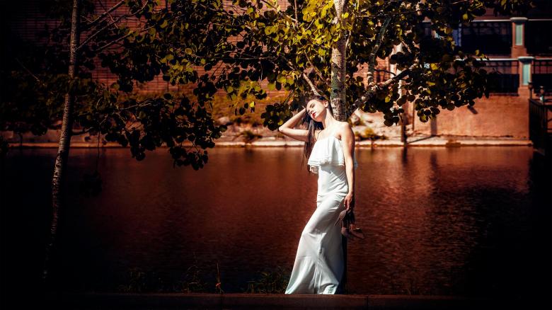 Free stock image of Girl in White Dress created by Pixabay