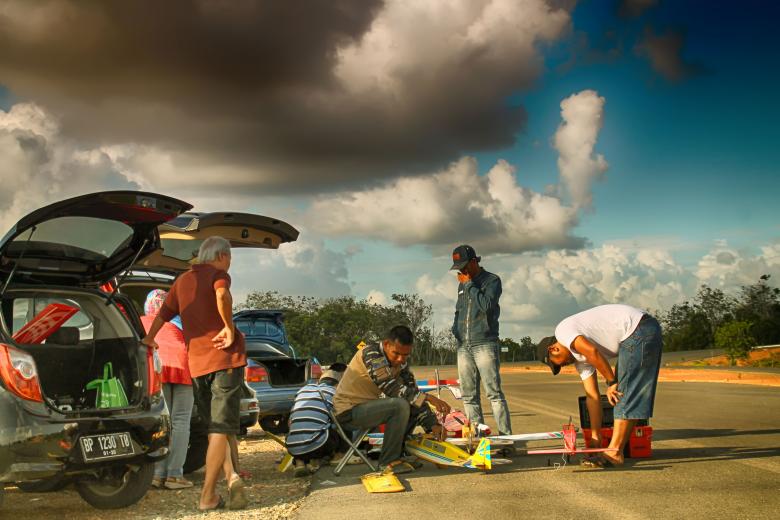 Free stock image of Preparing for the flight created by Satrio aribowo