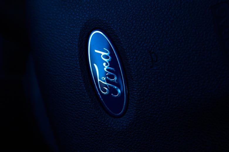 Free stock image of Ford created by Pixabay