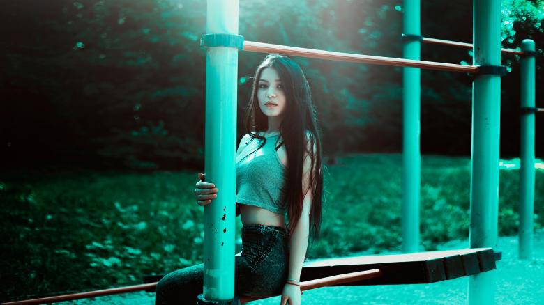 Free stock image of Girl with Long Hair created by Pixabay