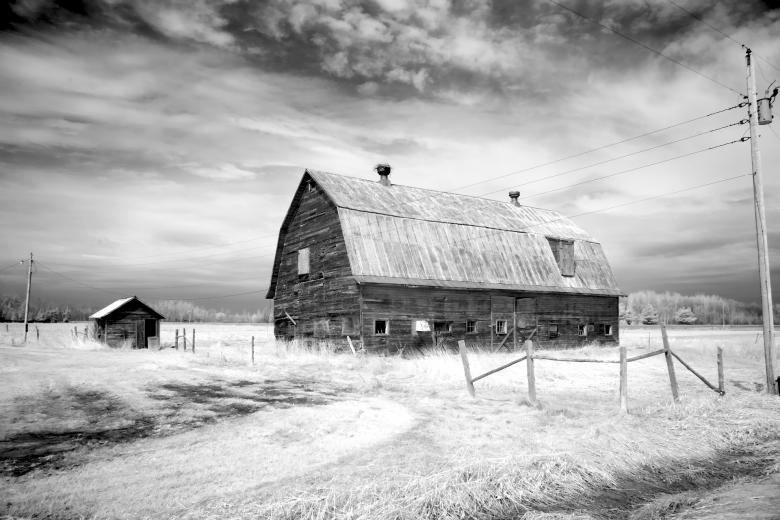 Free stock image of Barn in the Farm created by Pixabay