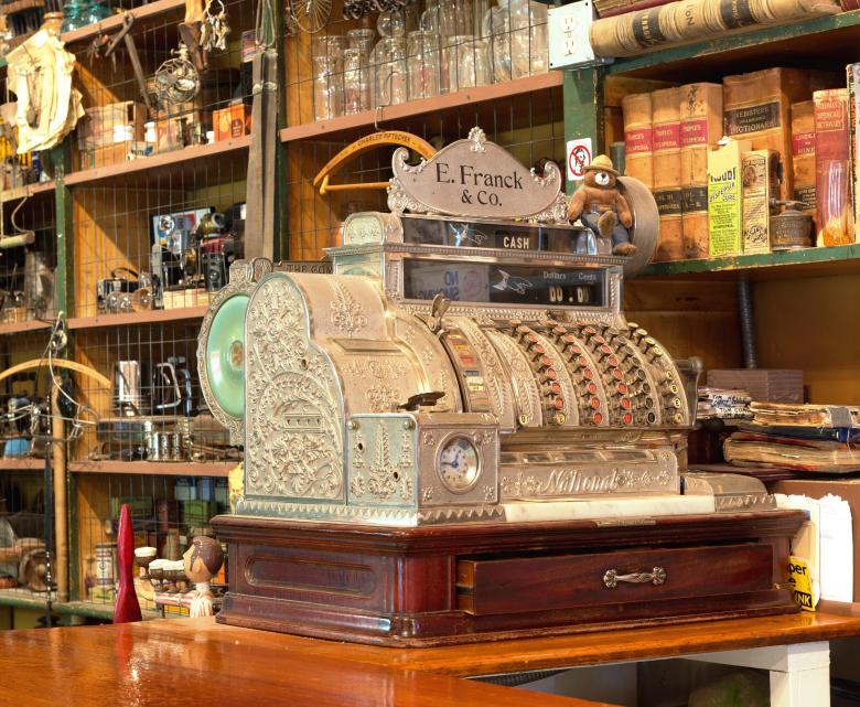 Free stock image of E.Franck & Co. created by Pixabay