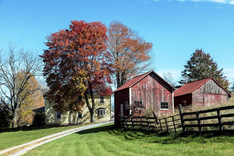 Free stock image of Wooden Barn created by Pixabay