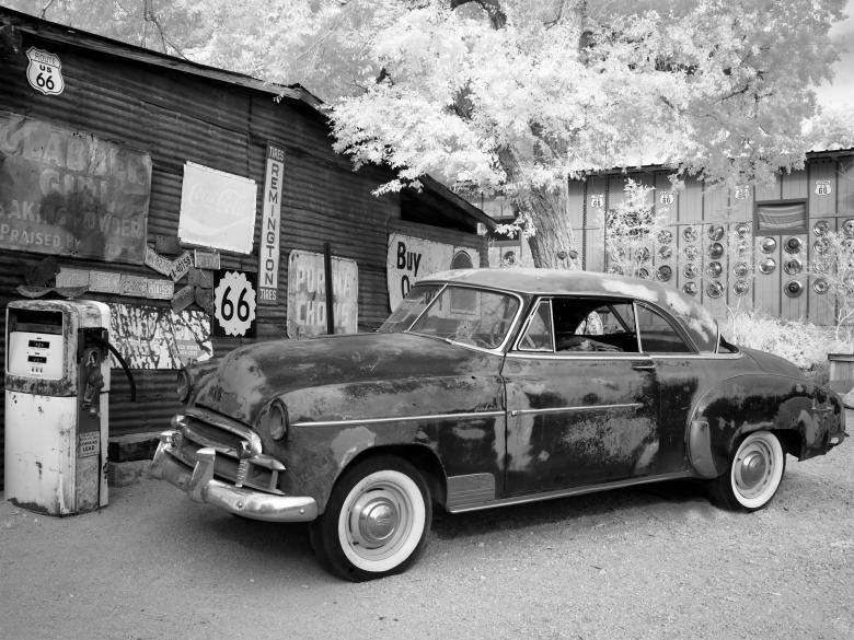 Free stock image of Old Car created by Pixabay