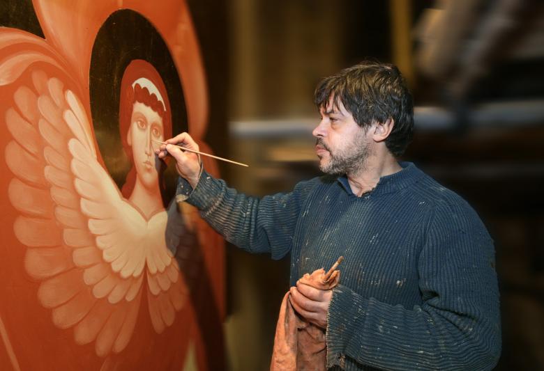 Free stock image of Passionate Painter created by Pixabay