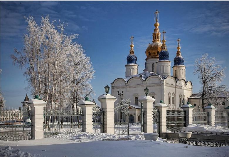 Free stock image of Church in Winter created by Pixabay